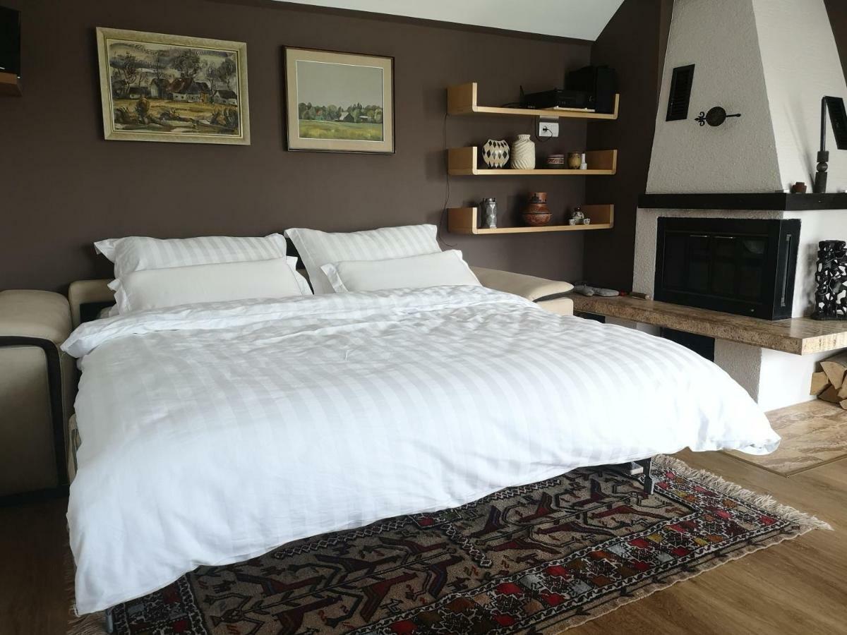 Holiday House Red Deer Preddvor Buitenkant foto
