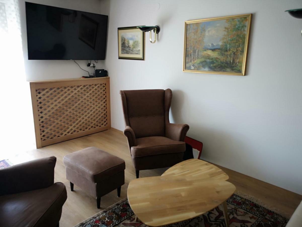 Holiday House Red Deer Preddvor Buitenkant foto